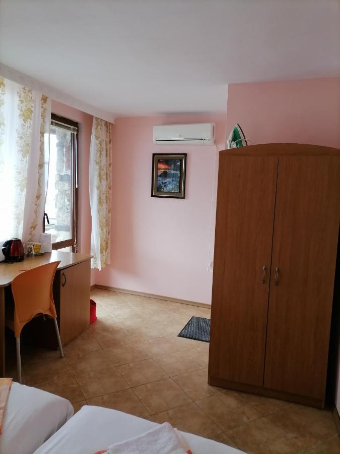 Guesthouse Olimp Sozopol Exterior photo